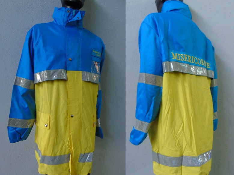 STOCK 1 waterproof jacket + 1 jacket + 3 aprons