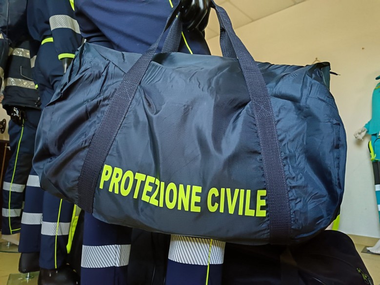 Bolsa personalizada plegable with logo of your choice