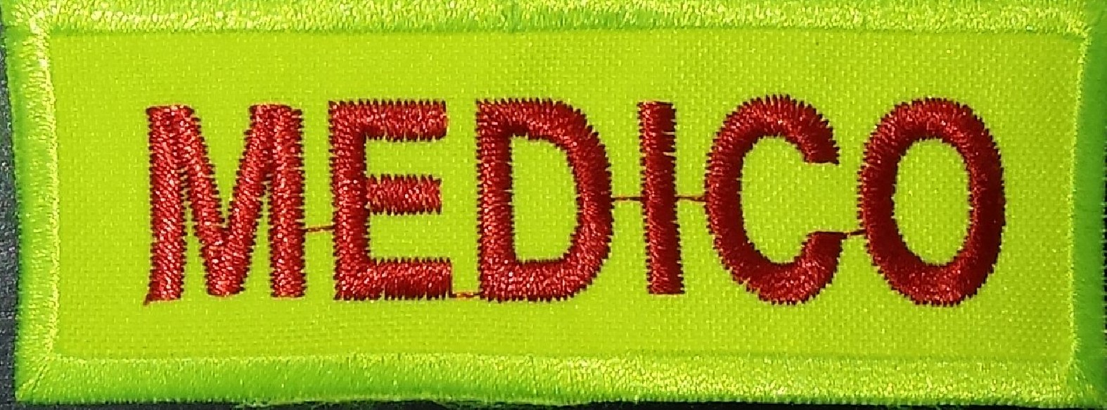 MÉDICO