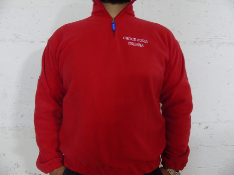 496 FLEECE - RED CROSS